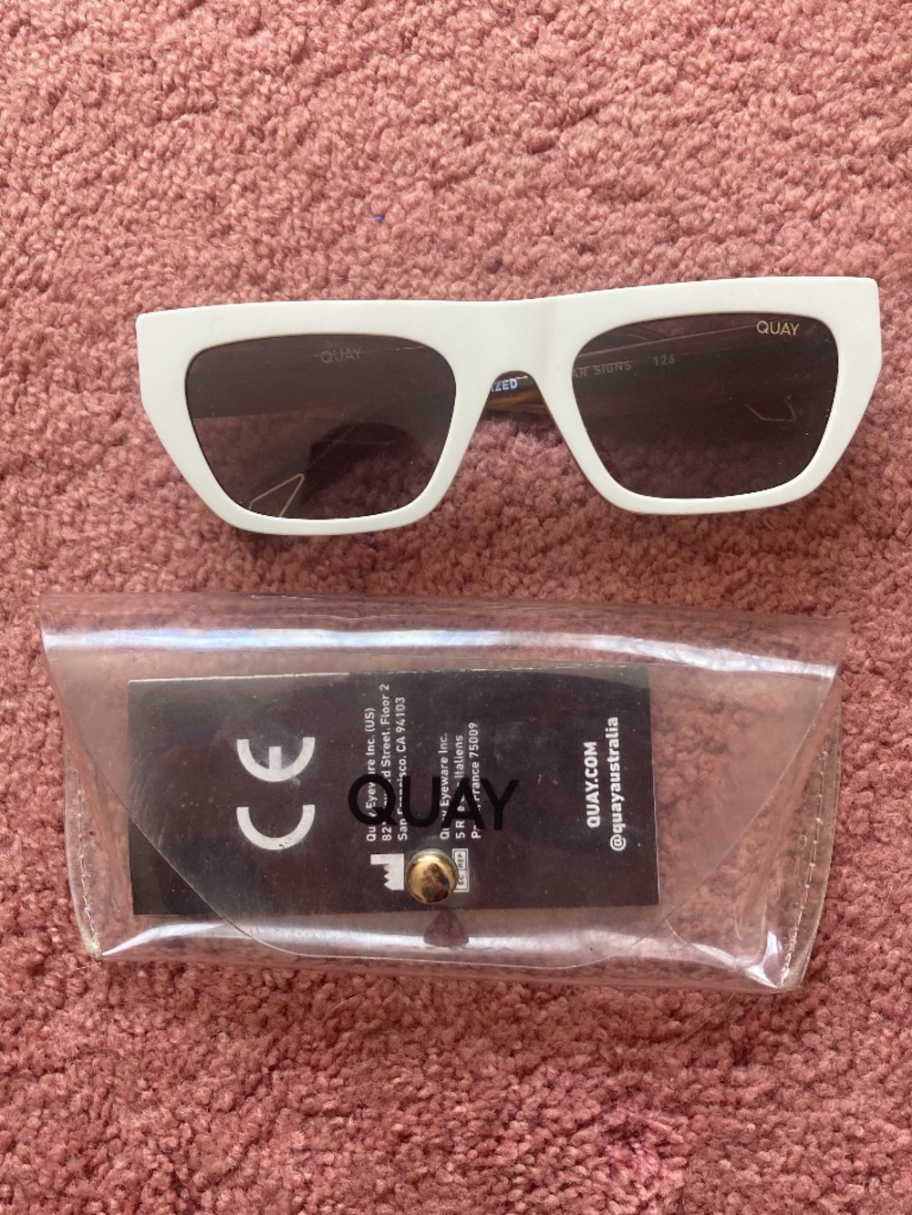 Quay Australia Dollar Signs Polarized Sunglasses White with Case